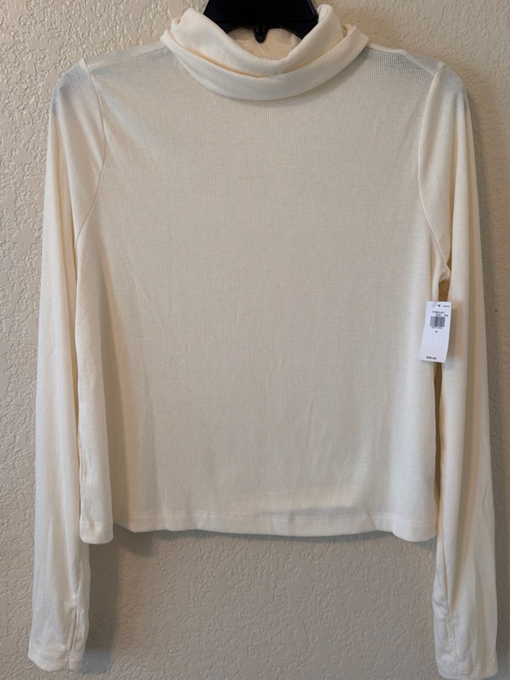 Old Navy Cream Long Sleeve Turtleneck Top